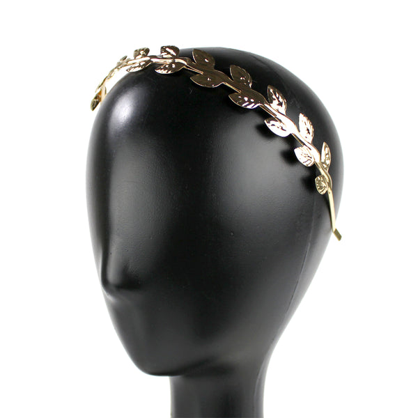 Diadema hojas de latón oro
